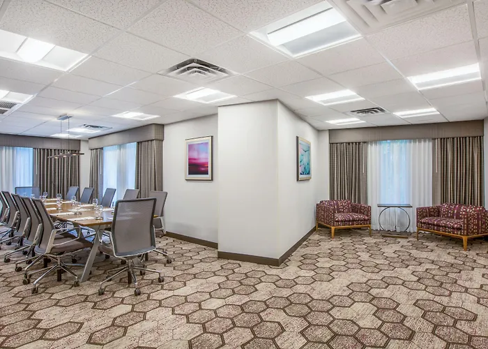 Ac Hotel By Marriott Portland Lake Oswego